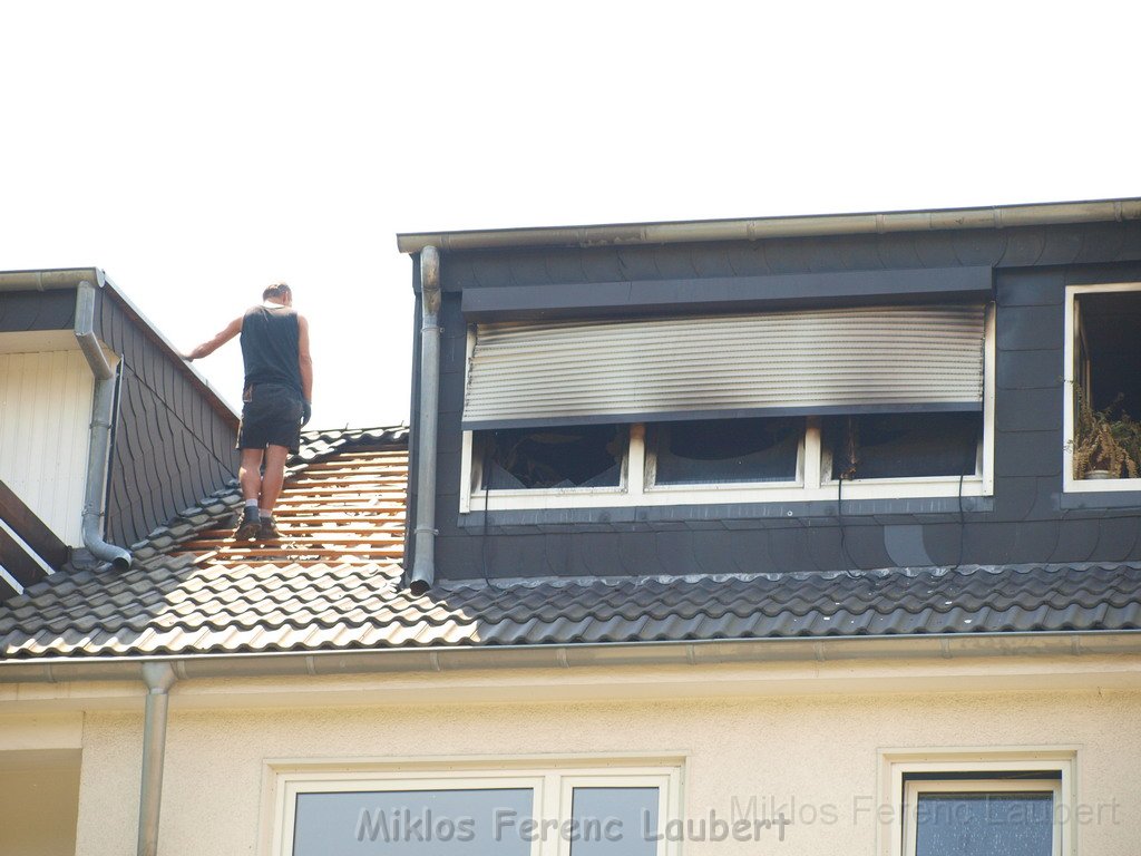 Mark Medlock s Dachwohnung ausgebrannt Koeln Porz Wahn Rolandstr P84.JPG